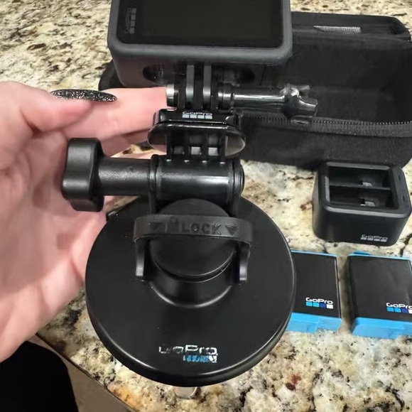 GoPro Black Underwater Camera Set with Accessories - Picture 8 of 10